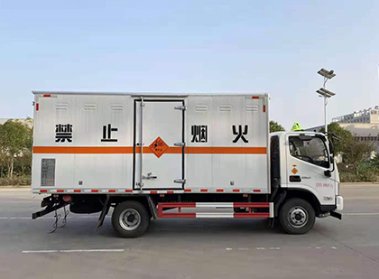 岷县爆破器材运输车